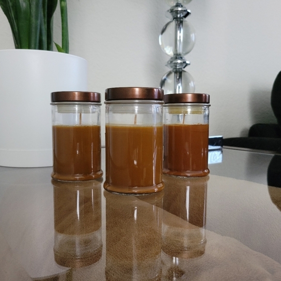 3/$5 Scented Glass Covered Jar Vanilla Cinnamon Brûlée 3.5oz Candles - Picture 12 of 13